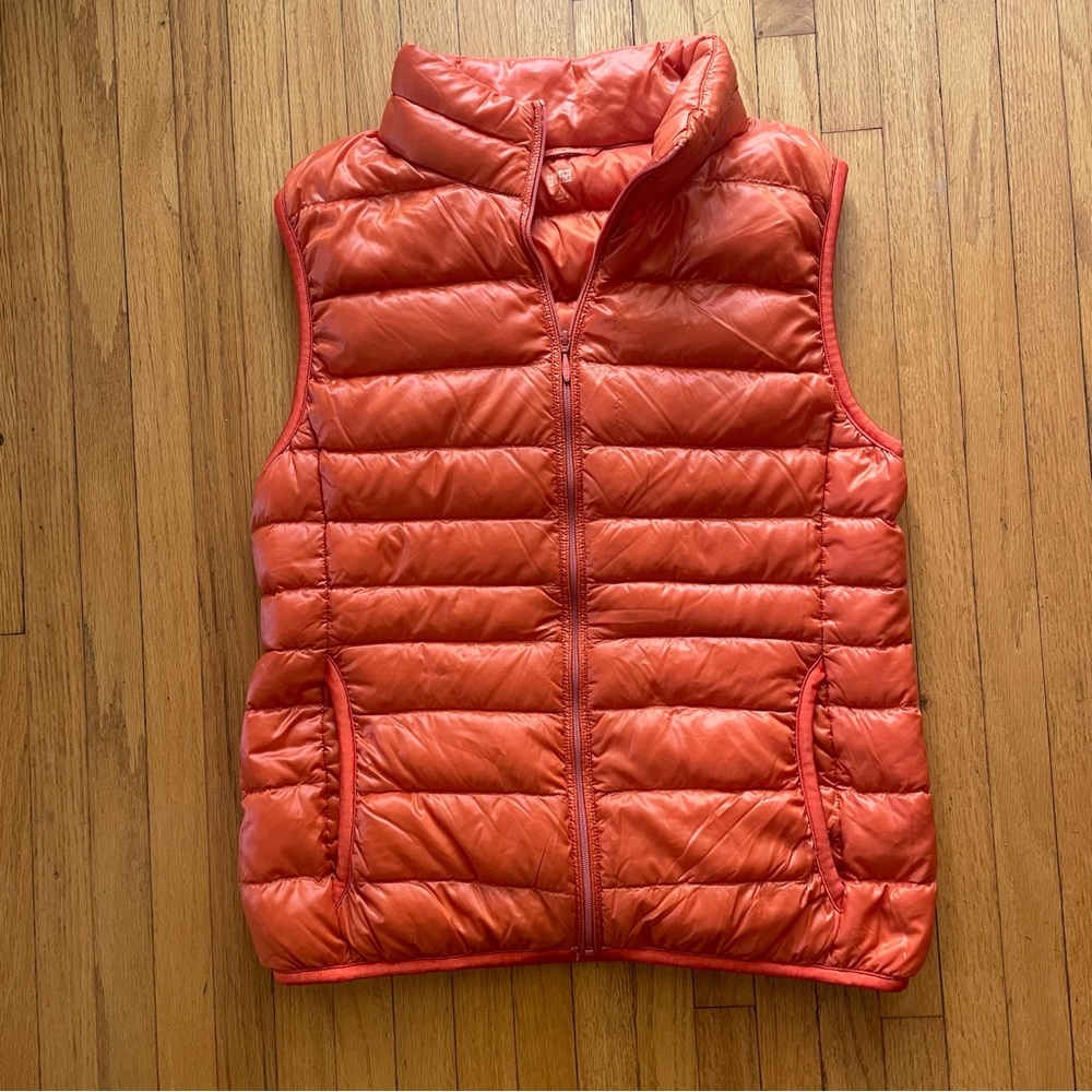 Uniqlo Women’s Puffer Down Vest Lightweight - Size XS